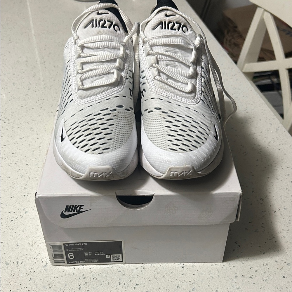 Nike Air Max 270 women